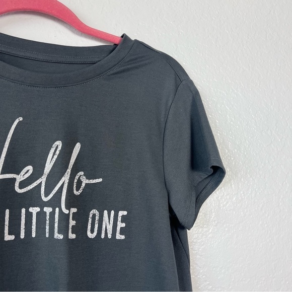 NWT Isabel Maternity Hello Little One Grey
Graphic Short Sleeve T-Shirt Size S - Picture 13 of 13